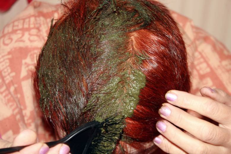 Henna and basma hair dye - organic
