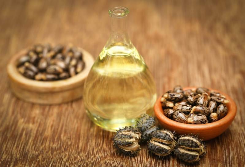 Castor oil can help with back of neck zits