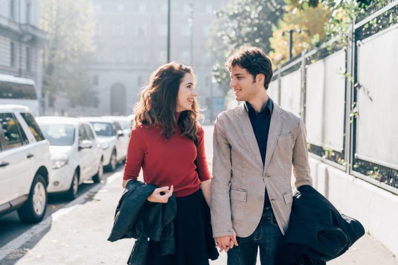 What to Do on a First Date: 13 Tips to Make It Great