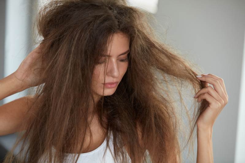 What makes hair dry