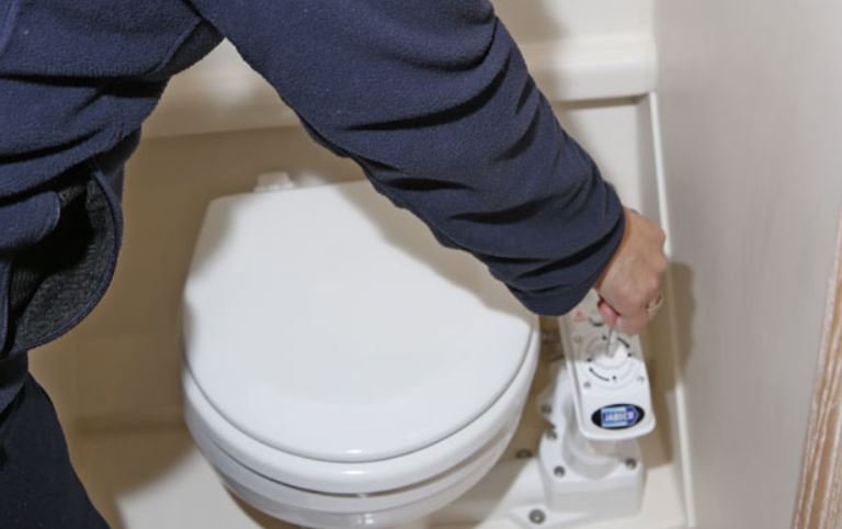 Smelly Toilet Causes and How to Contain It